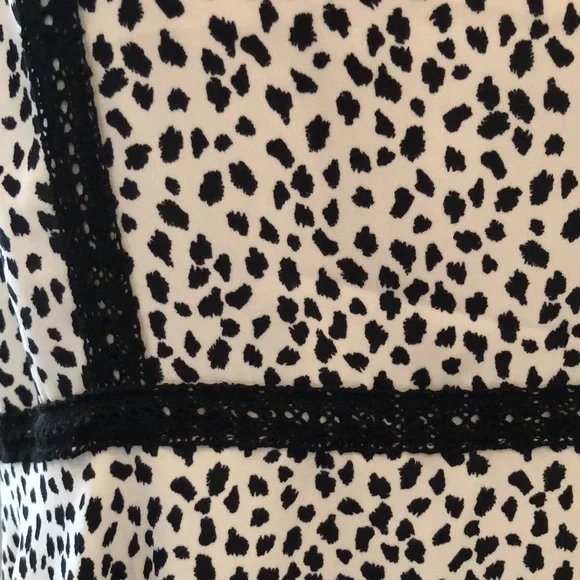 EUC H&M black and white animal print sleeveless dress size 12 - Picture 3 of 6